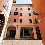 Apartment Malvasia Asinelli Tower View - Residenza Oberdan, Centre