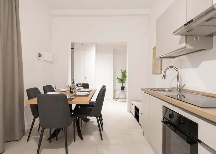 شقة Malvasia Asinelli Tower View - Residenza Oberdan, Centre بولونيا